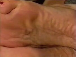 Milf white BBW feet