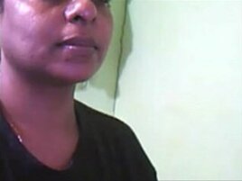 maldivian fuckslut on webcam showcase