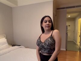 Big boobs Thai girl chooses to worship foreign dick