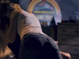 Lustful lezzies Cherie DeVille and Kenna James fuck hard