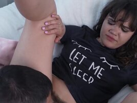 Chubby teen Naudi Nala's hairy wet beaver satisfied