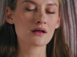 Skinny beauty Tiffany Tatum deals with her horny twat