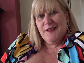 Catherine the old hoe is going to climax for real