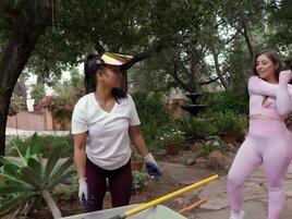 Tommy King has the best ass... it needs to get banged
