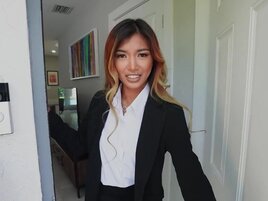 Clara Trinity displaying amazing fuck skills in POV