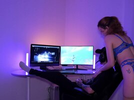 Petite redhead with a great ass plays with her gamer bf