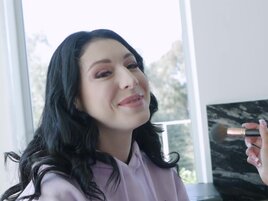 Raven Lane gets fucked and puts on a great show