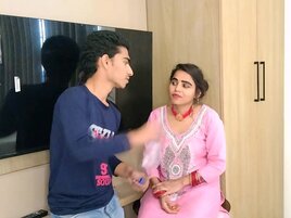 Indian girl with natural boobs fucked by her boyfriend