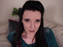 Ivy playing with her trimmed pussy in a solo vid