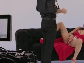 Behind-the-scenes feature with Aaliyah Yasin at her horniest